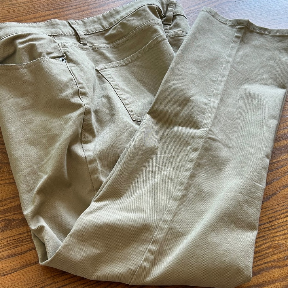 Amazon Essentials Men’s Long Pants 38W 32L Gray